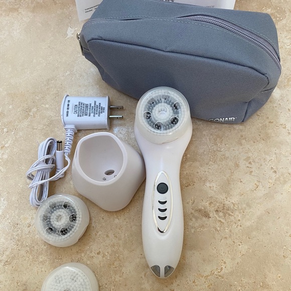 Other - Conair True Glow Sonic Facial Brush